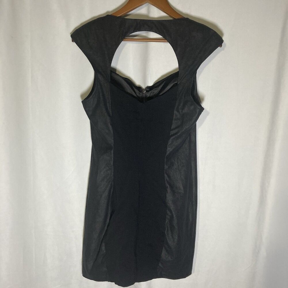 GUESS black microfiber faux suede cut out neck cap sleeve zip up shift dress 12